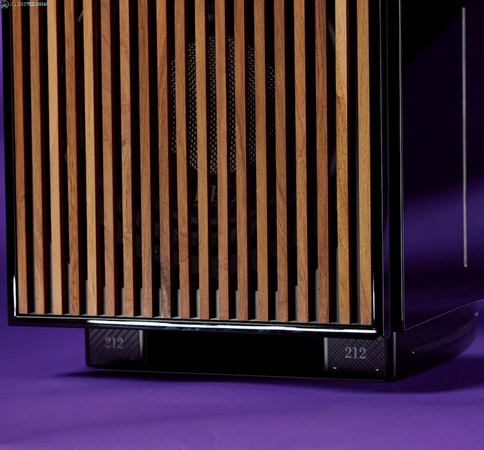 REL ™ 212 Black Label subwooferi puidust grill