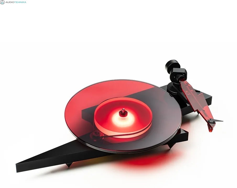 Pro-Ject AC/DC Limited Edition vinüülplaadimängija